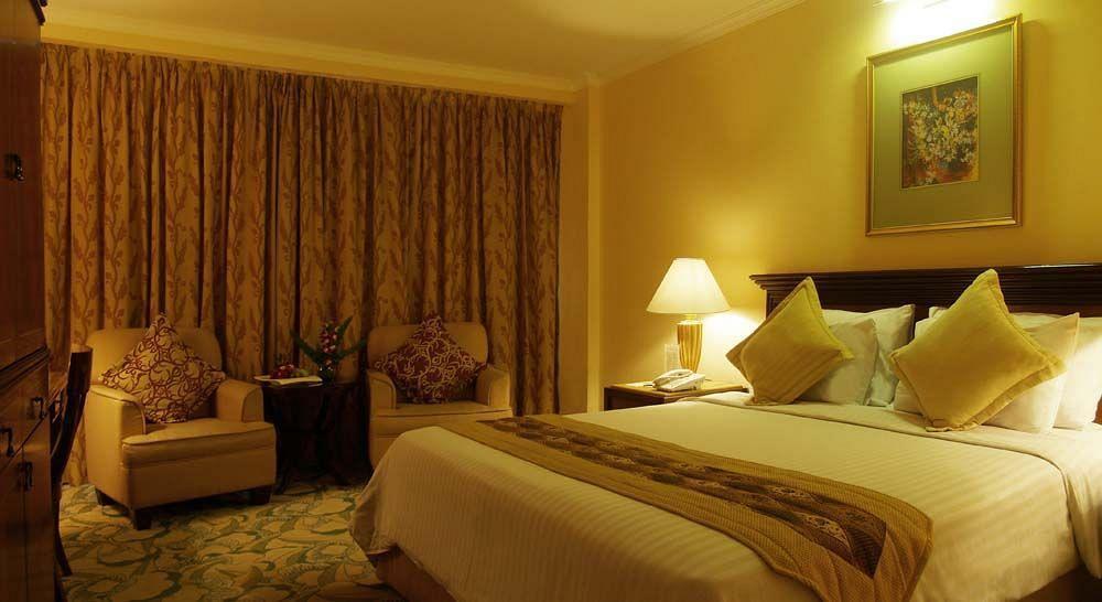 Aston Tropicana Hotel Bandung Exterior foto