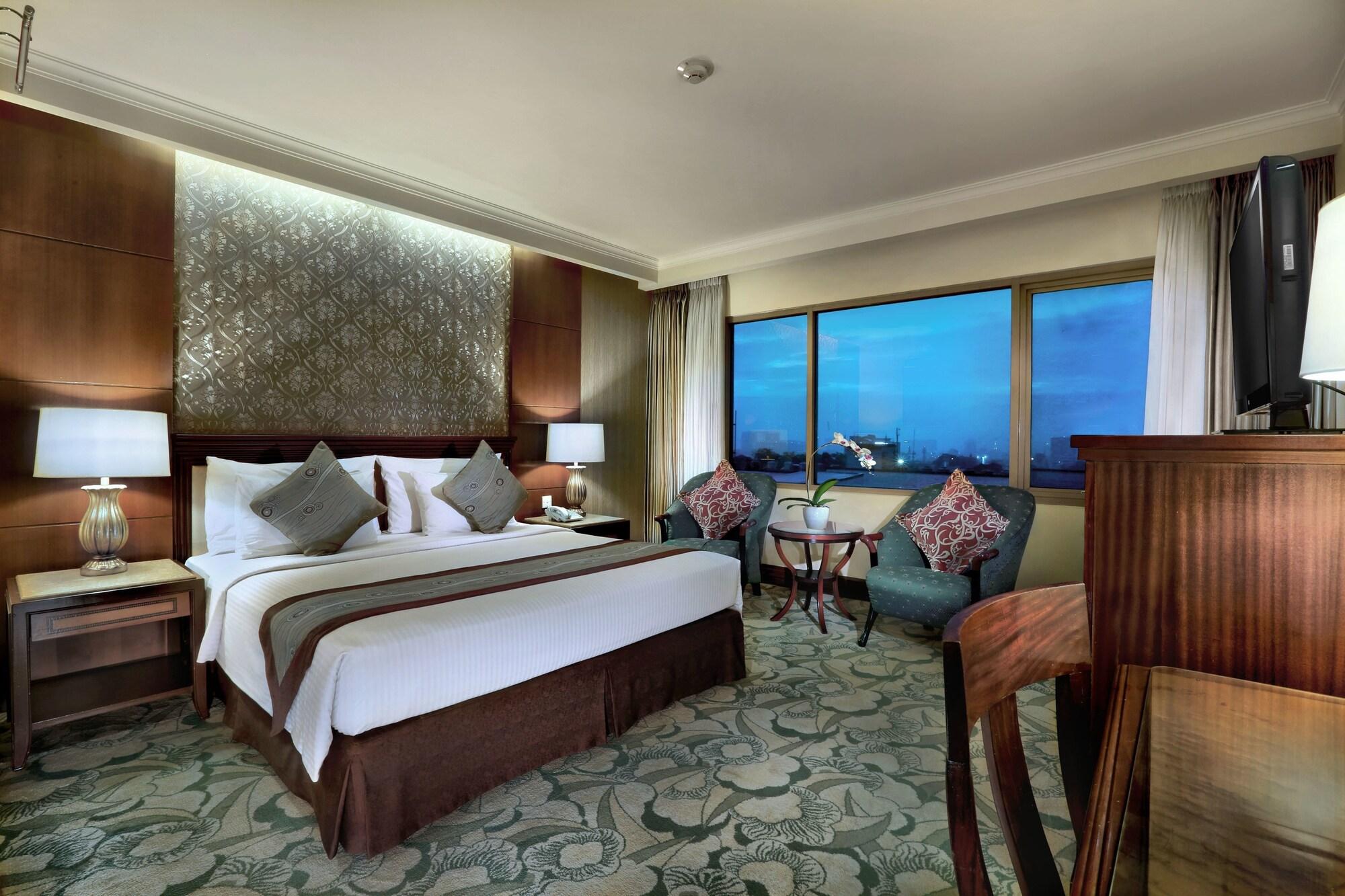 Aston Tropicana Hotel Bandung Exterior foto