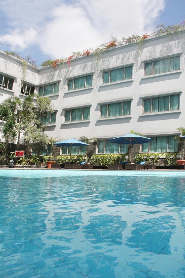 Aston Tropicana Hotel Bandung Exterior foto